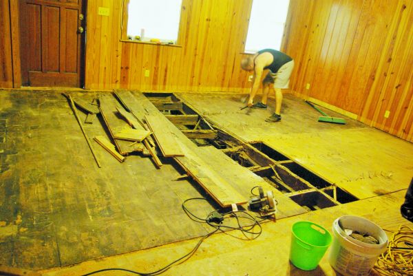 Subfloor Demolition in Red Oak