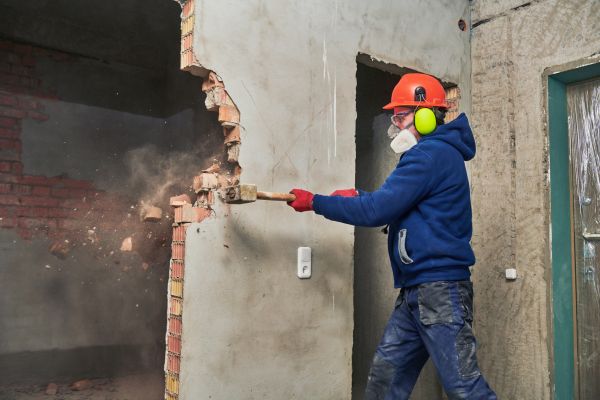 Concrete Wall Demolition in Red Oak